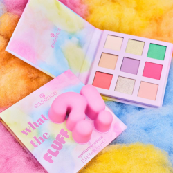 باليت ظلال العيون وات ذا فلاف من إيسنس - درجة 01 كوتون كاندي سكايز  Essence What The Fluff Eyeshadow Palette 01 Cotton Candy Skies 11.6 g
